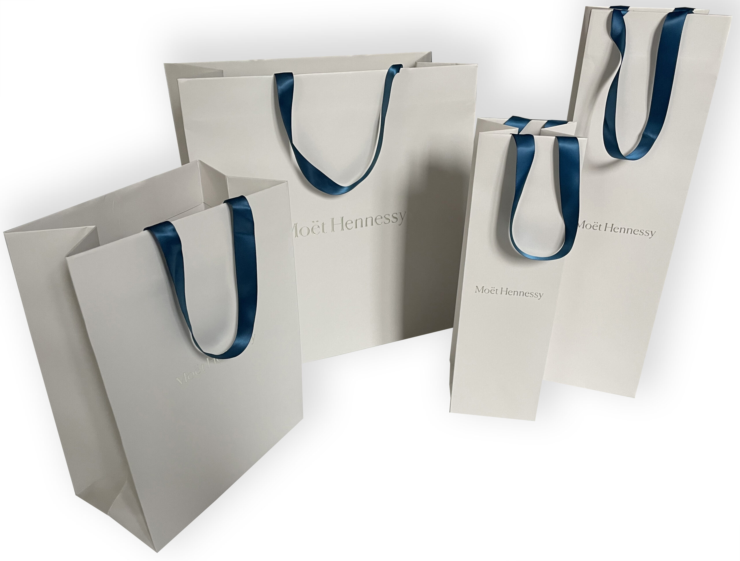 sac en papier avec ruban