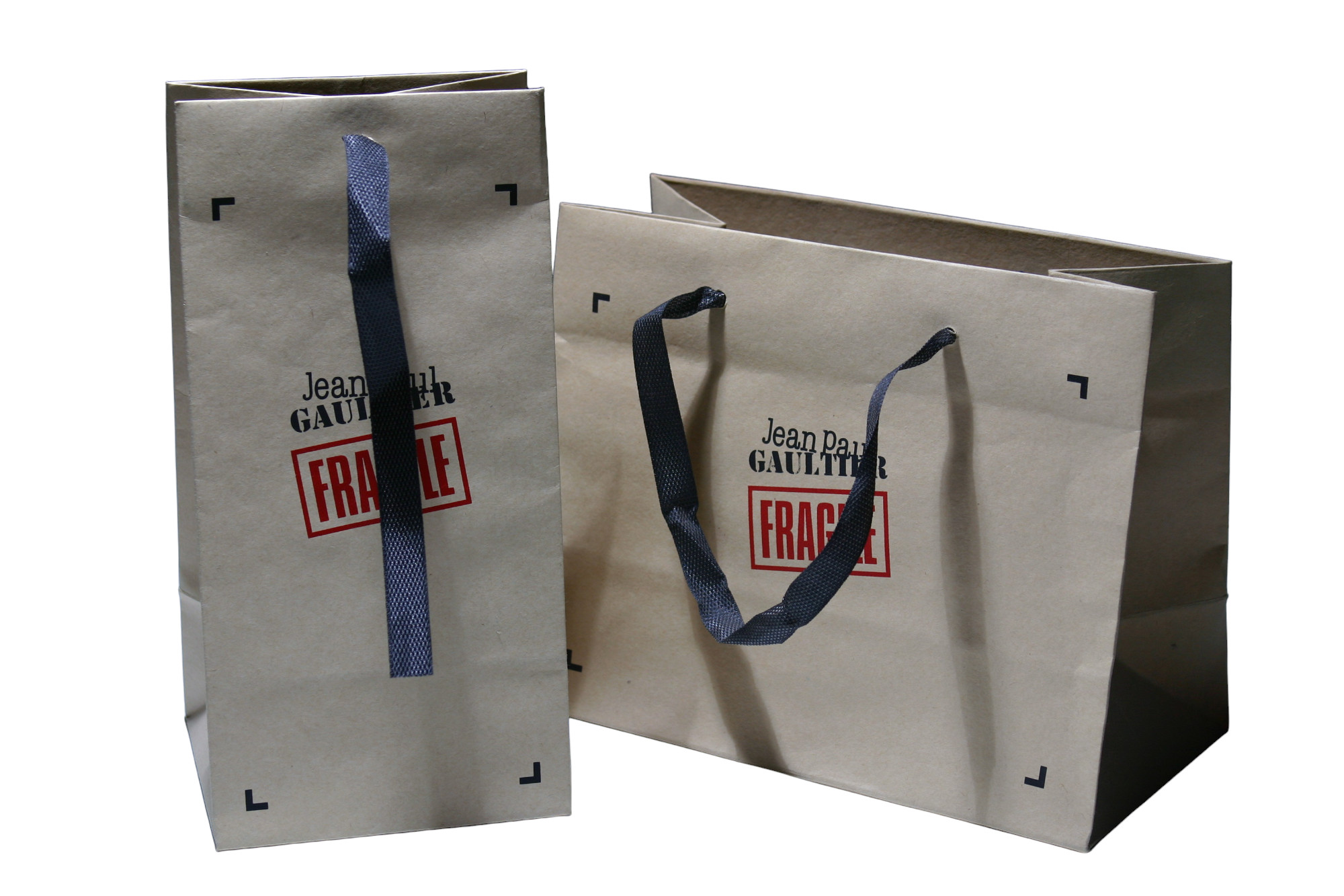 sac papier recyclé - ruban noir - logo JEAN PAUL GAULTIER